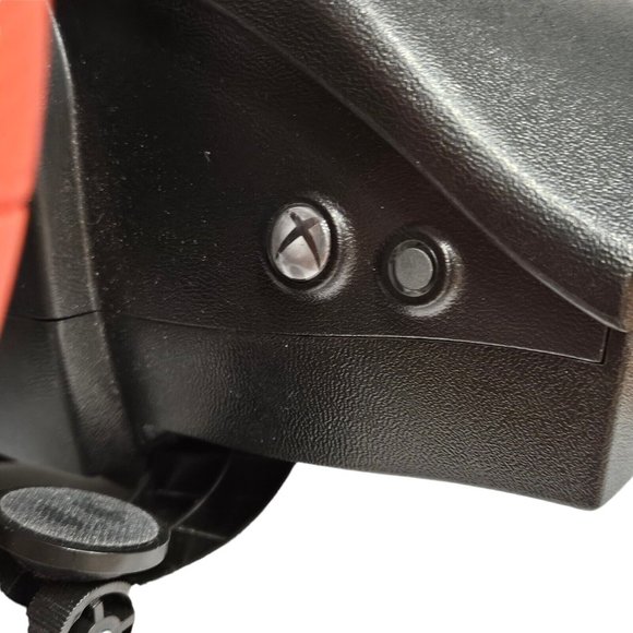 Thrustmaster Ferrari 458 Spider Racing Wheel and Pedals for Xbox One - Picture 13 of 14